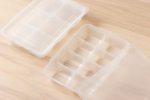 释放托盘照片。