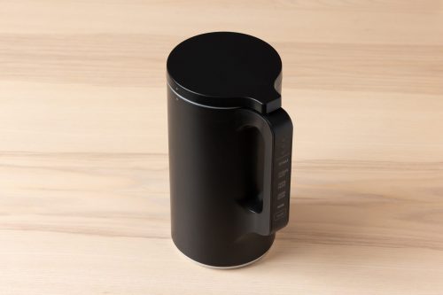 自动烹饪锅的照片。